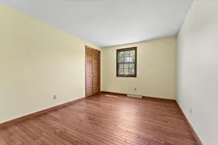 11645 N Hillside Ln, Mequon, WI 53092 - Photo 18