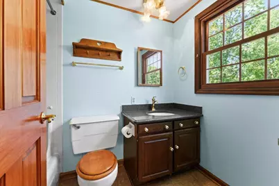 11645 N Hillside Ln, Mequon, WI 53092 - Photo 22