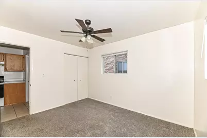 2520 N Murray Ave #2522, Milwaukee, WI 53211 - Photo 26
