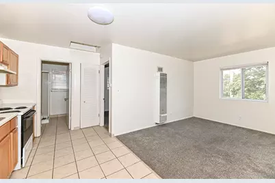 2520 N Murray Ave #2522, Milwaukee, WI 53211 - Photo 16