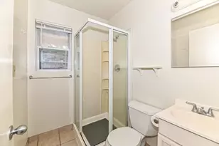 2520 N Murray Ave, Milwaukee, WI 53211 - Photo 14
