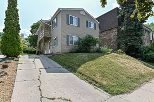 2520 N Murray Ave, Milwaukee, WI 53211 - Photo 32