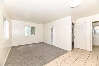 2520 N Murray Ave #2522, Milwaukee, WI 53211 - Photo 4
