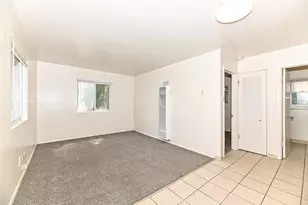 2520 N Murray Ave, Milwaukee, WI 53211 - Photo 4