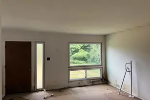 12142 219th Ave, Salem Lakes, WI 53104 - Photo 8