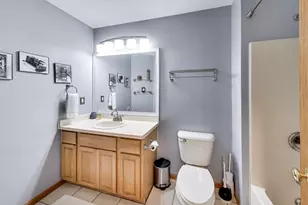 528 Valencia Dr, Delavan, WI 53115 - Photo 16