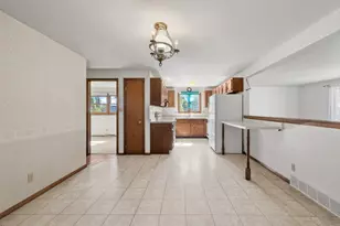 2418 Pershing Ave, Sheboygan, WI 53083 - Photo 8
