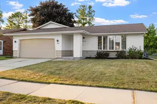 2418 Pershing Ave, Sheboygan, WI 53083 - Photo 30