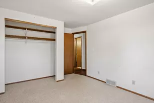 2418 Pershing Ave, Sheboygan, WI 53083 - Photo 16