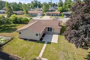 2418 Pershing Ave, Sheboygan, WI 53083 - Photo 22