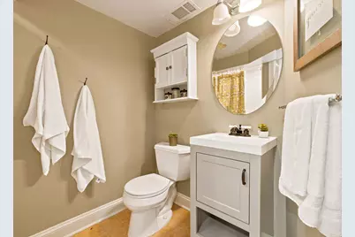4628 N Newhall St, Whitefish Bay, WI 53211 - Photo 16