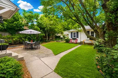 4628 N Newhall St, Whitefish Bay, WI 53211 - Photo 18