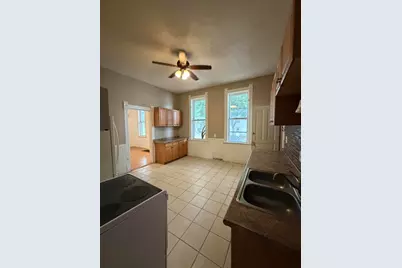 2477 S Burrell St #2479, Milwaukee, WI 53207 - Photo 12