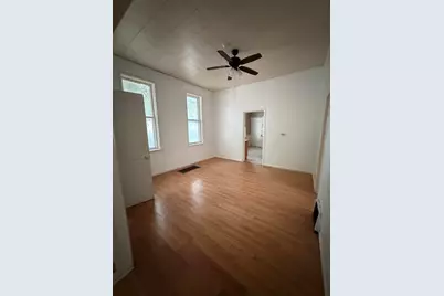 2477 S Burrell St #2479, Milwaukee, WI 53207 - Photo 8