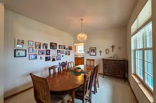 601 Bridlewood Ln, Watertown, WI 53094 - Photo 8