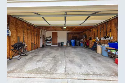601  Bridlewood Ln, Watertown, WI 53094 - Photo 32