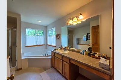 601  Bridlewood Ln, Watertown, WI 53094 - Photo 26