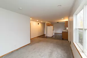 6738 W Mill Rd, Milwaukee, WI 53218 - Photo 12