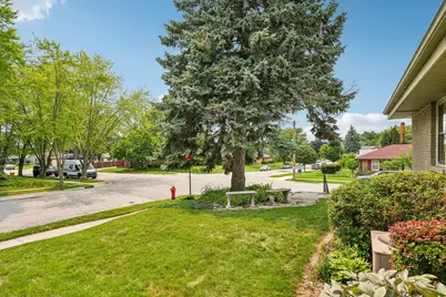 2709  13th Ave, South Milwaukee, WI 53172 - Photo 6