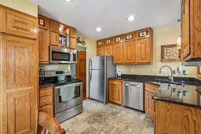 2709  13th Ave, South Milwaukee, WI 53172 - Photo 12