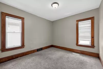 2640 N 41st St, Milwaukee, WI 53210 - Photo 28