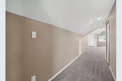 2640 N 41st St, Milwaukee, WI 53210 - Photo 30