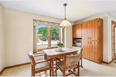 1909  Cliff-Alex Ct, Waukesha, WI 53189 - Photo 14
