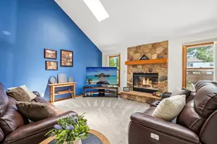 1909 Cliff-Alex Ct, Waukesha, WI 53189 - Photo 6