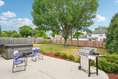 1909  Cliff-Alex Ct, Waukesha, WI 53189 - Photo 30