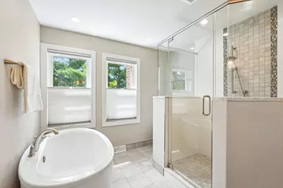 237  Hickory Dr, Delafield, WI 53018 - Photo 38
