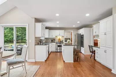 237  Hickory Dr, Delafield, WI 53018 - Photo 26