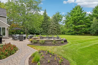 237  Hickory Dr, Delafield, WI 53018 - Photo 56