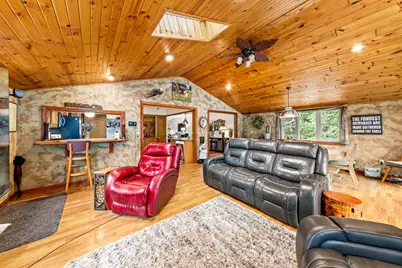 3650 S Wollmer Rd, Greenfield, WI 53228 - Photo 16