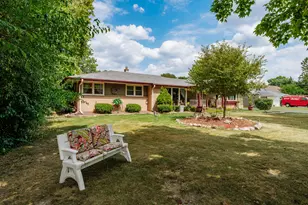 3650 S Wollmer Rd, Greenfield, WI 53228 - Photo 38