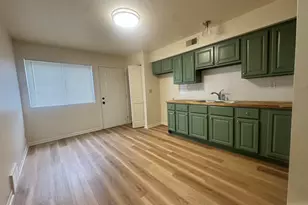 8866 N 95th St, Milwaukee, WI 53224 - Photo 10
