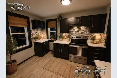 1313 S 13th St, Manitowoc, WI 54220 - Photo 12