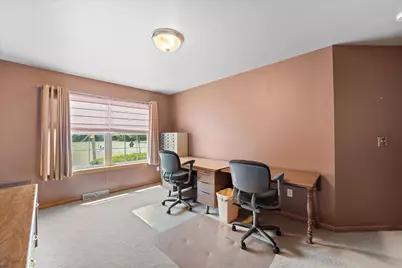 3689 W Drexel Ave, Franklin, WI 53132 - Photo 26