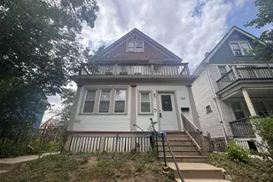 3055 N Bremen St, Milwaukee, WI 53212 - Photo 2