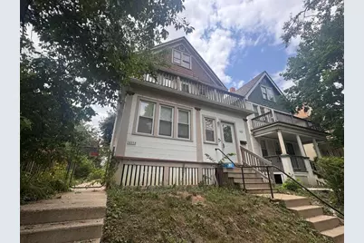 3055 N Bremen St, Milwaukee, WI 53212 - Photo 1