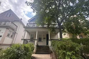 3059 N Bremen St, Milwaukee, WI 53212 - Photo 2