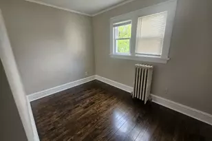 916 E Meinecke Ave, Milwaukee, WI 53212 - Photo 8