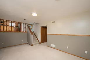 7601 S Manor Ave, Oak Creek, WI 53154 - Photo 18