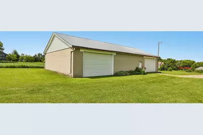 3226  Jackson Dr, Jackson, WI 53037 - Photo 66