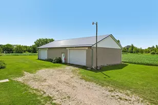 3226 Jackson Dr, Jackson, WI 53037 - Photo 64