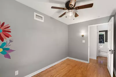 5818  Currant Ln, Greendale, WI 53219 - Photo 16