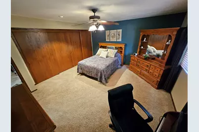 6461 S Crabapple Ct #1, Oak Creek, WI 53154 - Photo 12