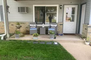 26532 Lilac Ln, Racine, WI 53185 - Photo 2