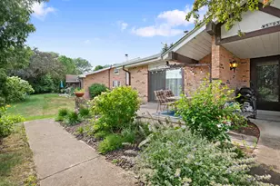 N16W5393 Garfield Ct, Cedarburg, WI 53012 - Photo 1
