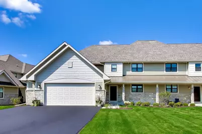 690  Eagleton Dr #33, Geneva, WI 53147 - Photo 1