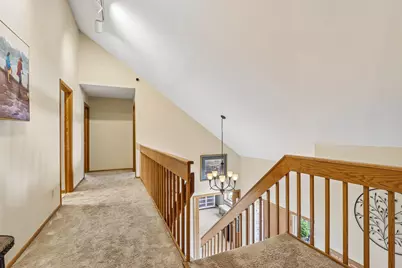 803  Knollwood Ct, Waukesha, WI 53188 - Photo 16